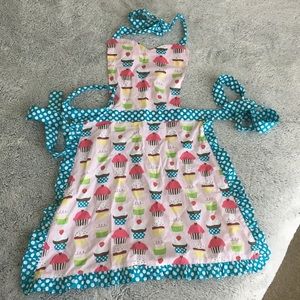 Cute cupcake apron